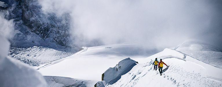 https://content.admin.blueice.com/media/images/pages/148054/Crampon_banner2_767x300.jpg