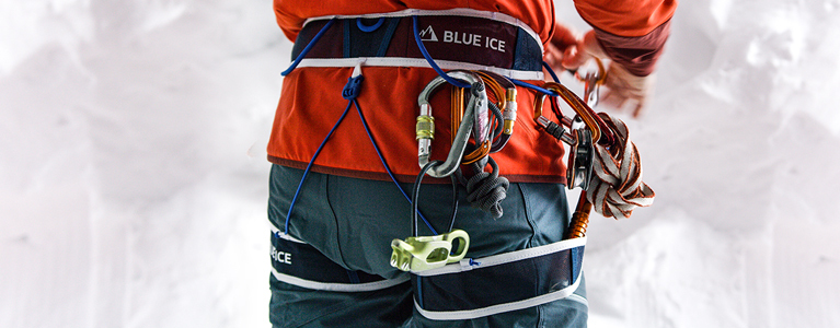 Ultralight harnesses for mountaineering and skiing- Europe – Blue